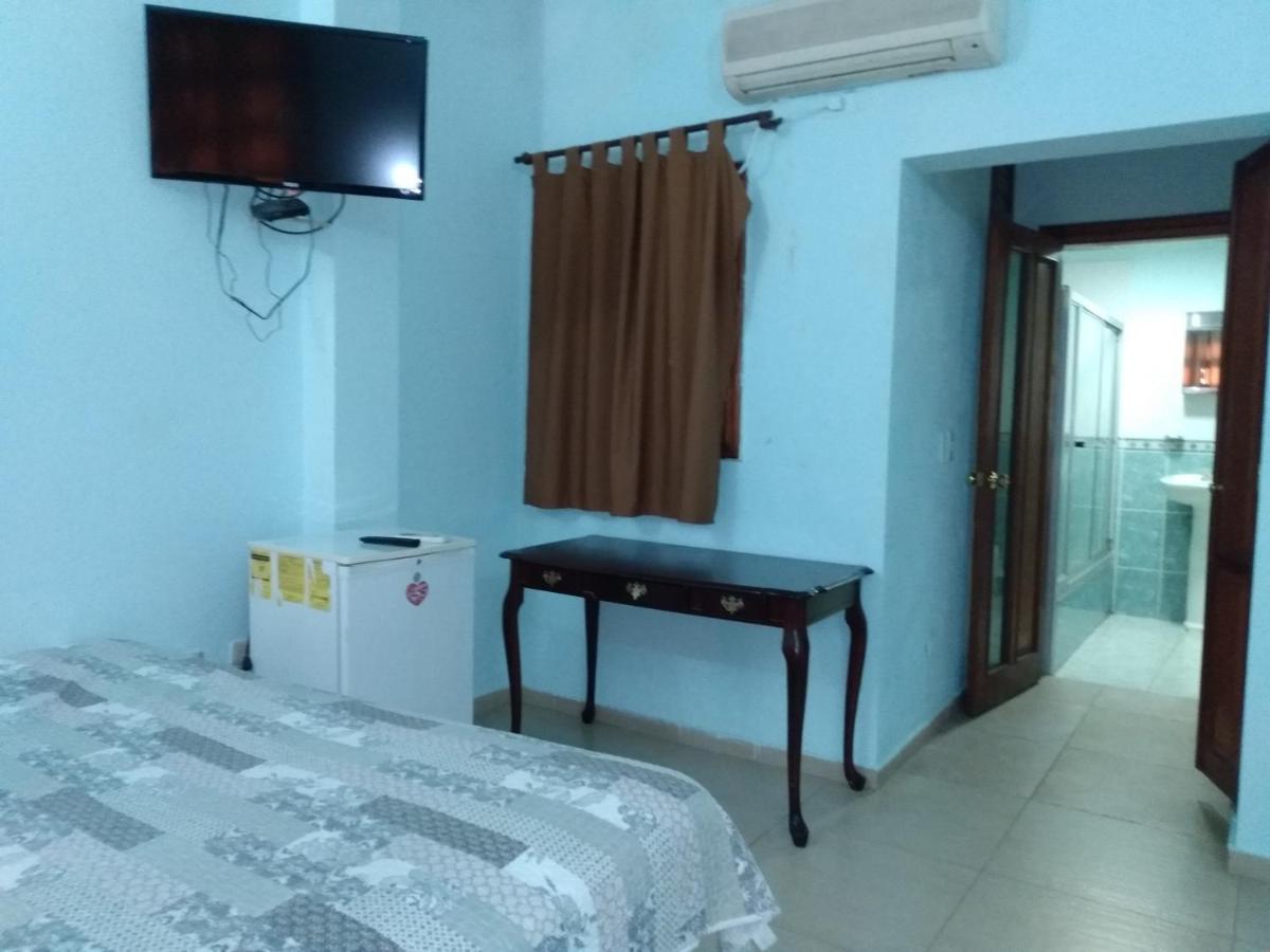 Hotel Aluge Santo Domingo Exterior photo
